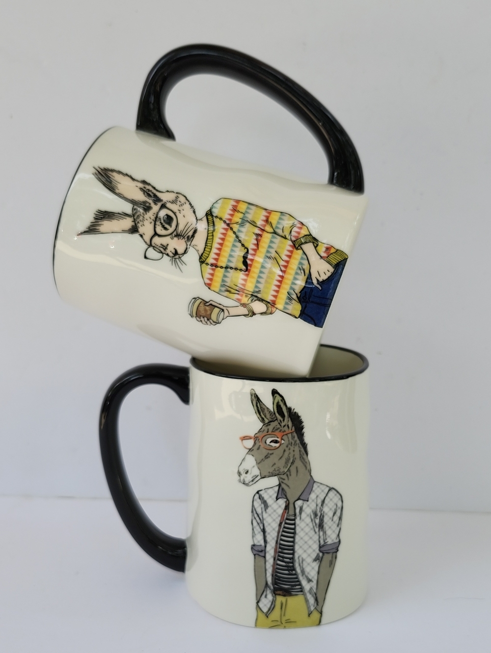 SIGNATURE HOUSEWARES SET OF 2 HIPSTER STONEWARE MUGS